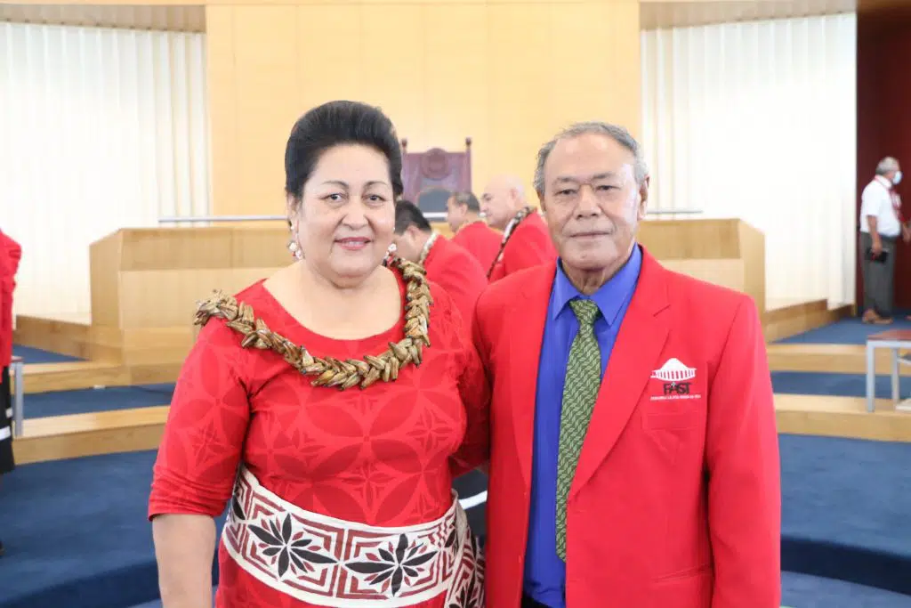 Radio-Samoa-11
