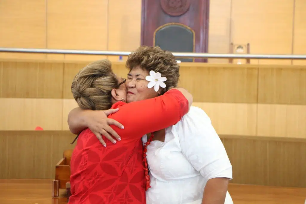 Radio-Samoa-39