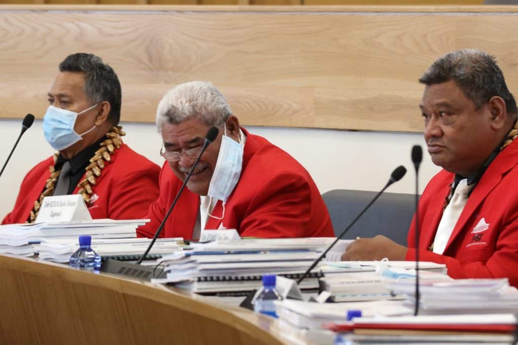 Radio Samoa-59