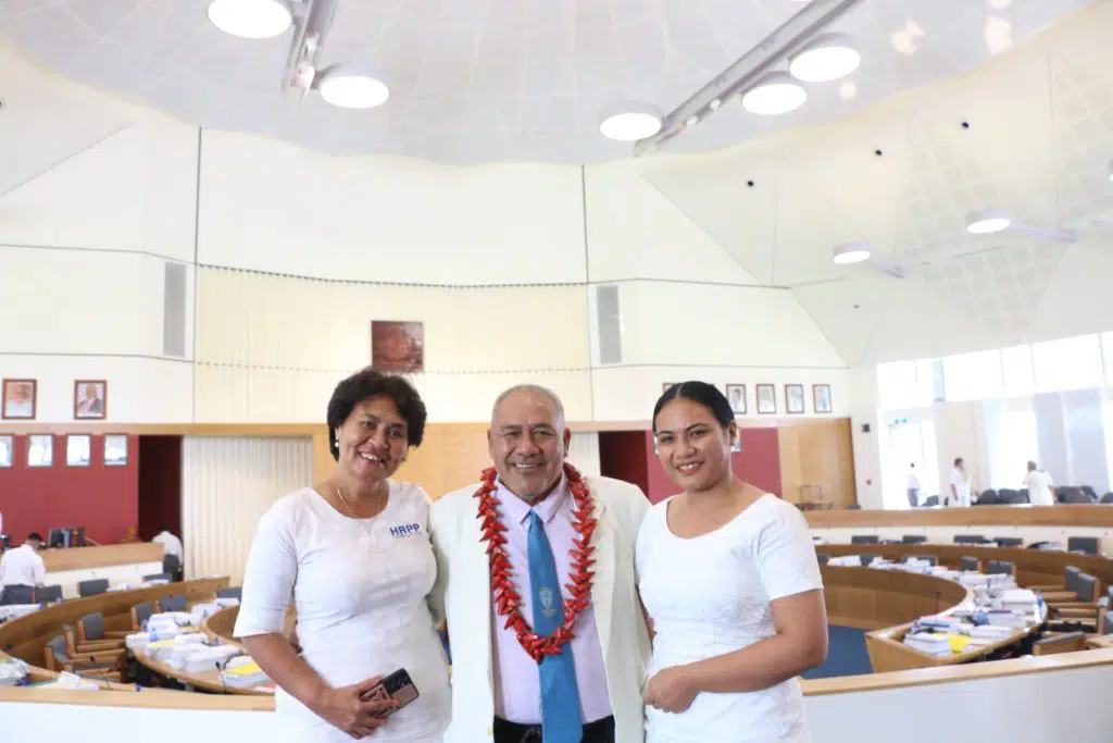 Radio-Samoa-9