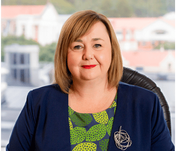 Dr Megan Woods