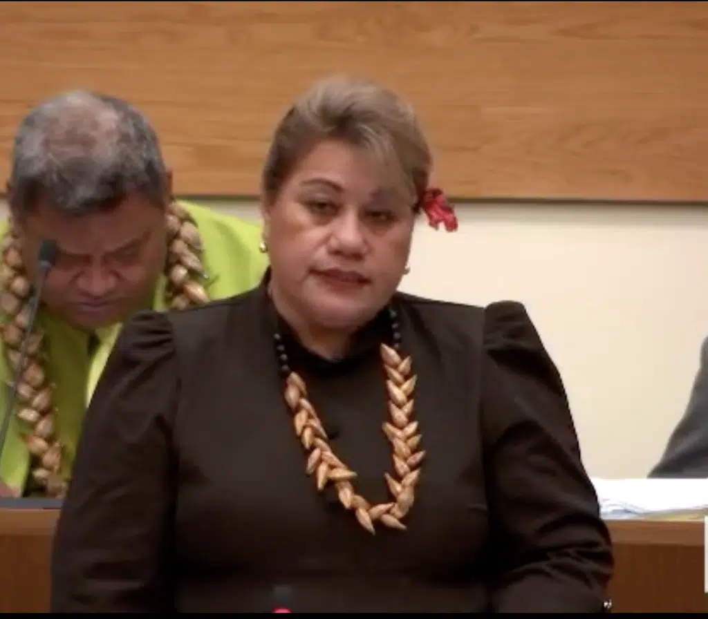 Hon Mulipola Anarosa Ale Molioo