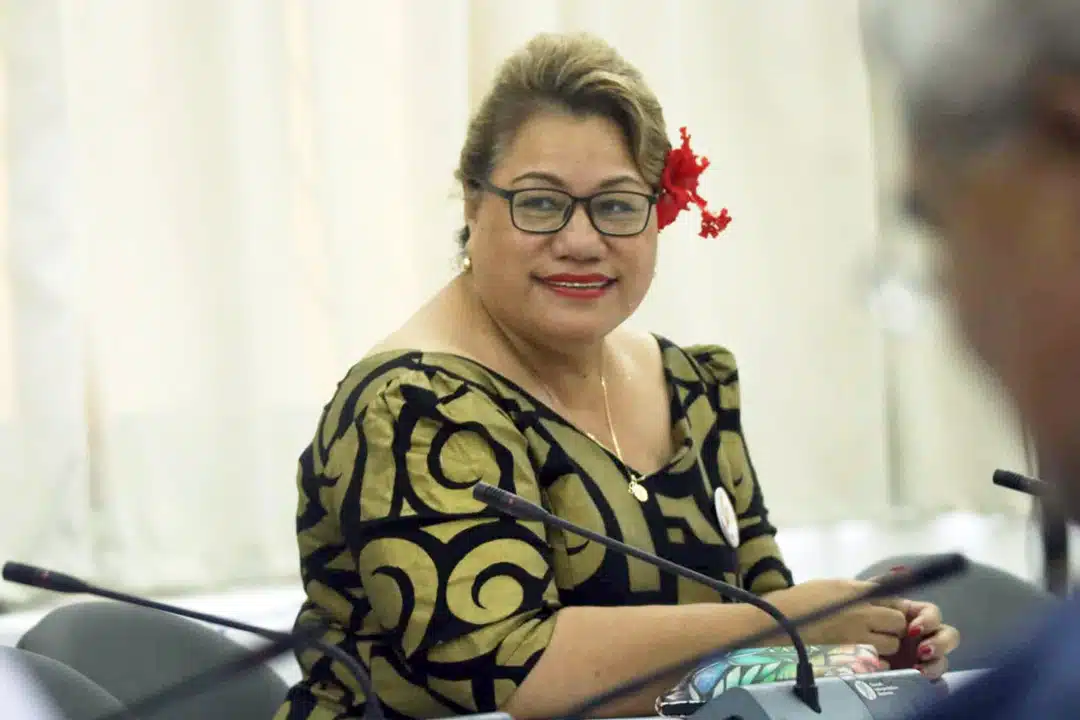 Hon Mulipola Anarosa Ale-Molioo