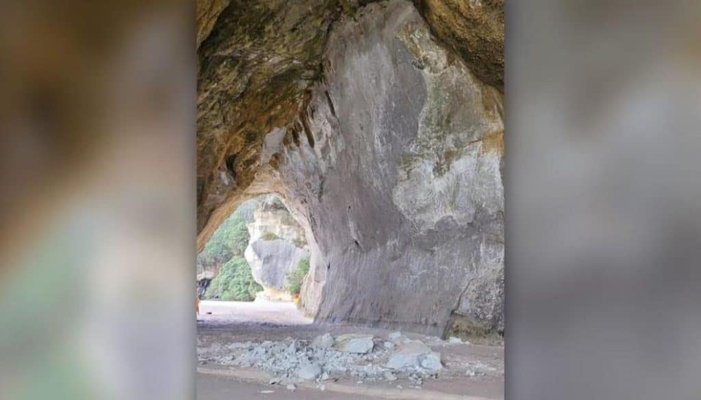 More rockfall from Coromandel Peninsula's Cathedral Cove arch