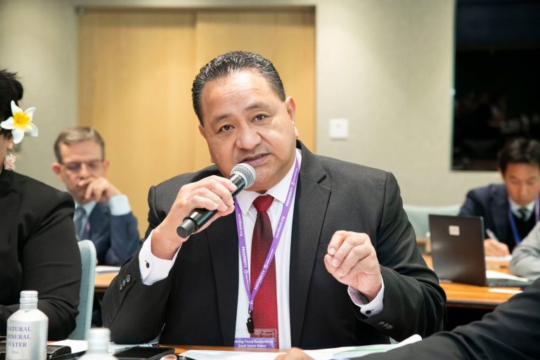 MOF - Hon Lautimuia Afoa Uelese Vaai