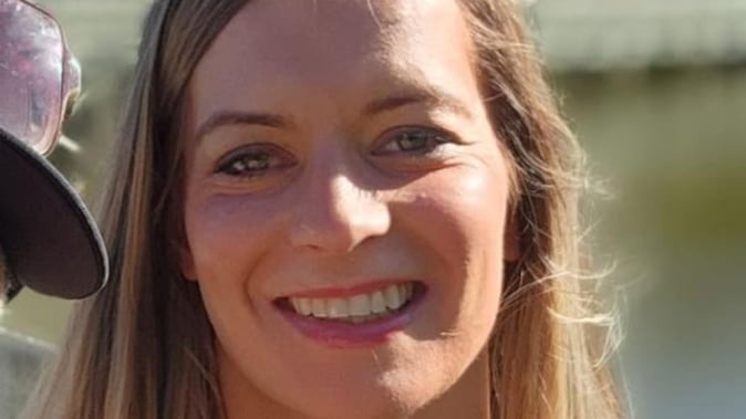 Ingrid Nason, 33 yrs