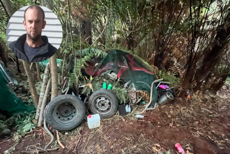 An inset of Tom Phillips at one of his campsites.