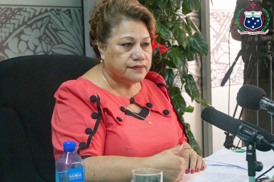 Minister of Finance, Hon Mulipola Anarosa Ale Molioo.