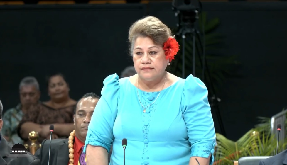 Minister of Finance, Hon Mulipola Anarosa Ale Molioo