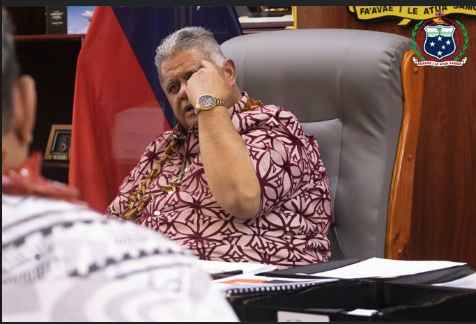 Hon PM Laaulialemalietoa Leuatea Polataivao Fosi Schmidt.