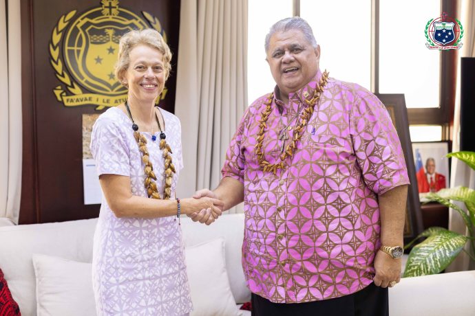 Samoa’s Prime Minister Hon. La’aulialemalietoa Leuatea Polāta’ivao Fosi Schmidt greeted the E.U. Ambassador to Samoa H.E. Barbara Plinkert