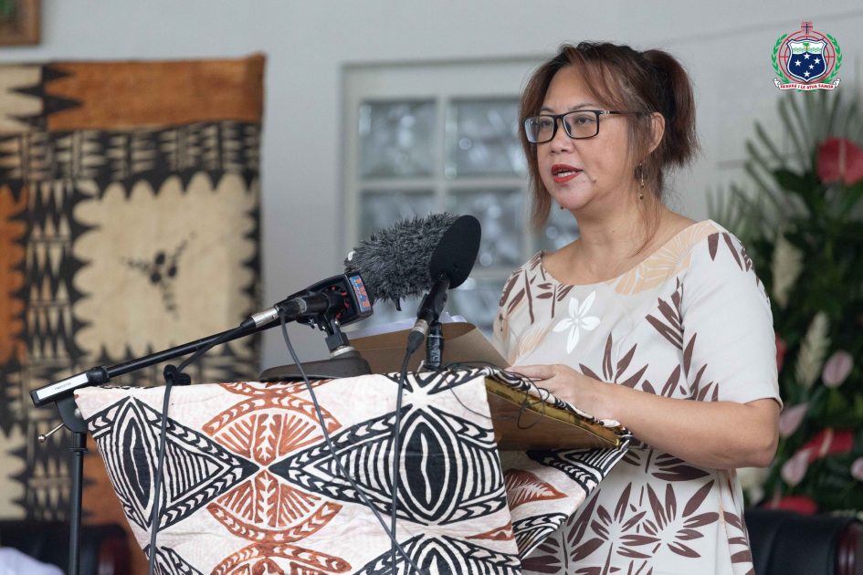 Afioga i le Loia Sili, Salā Mauga Precious Chang.