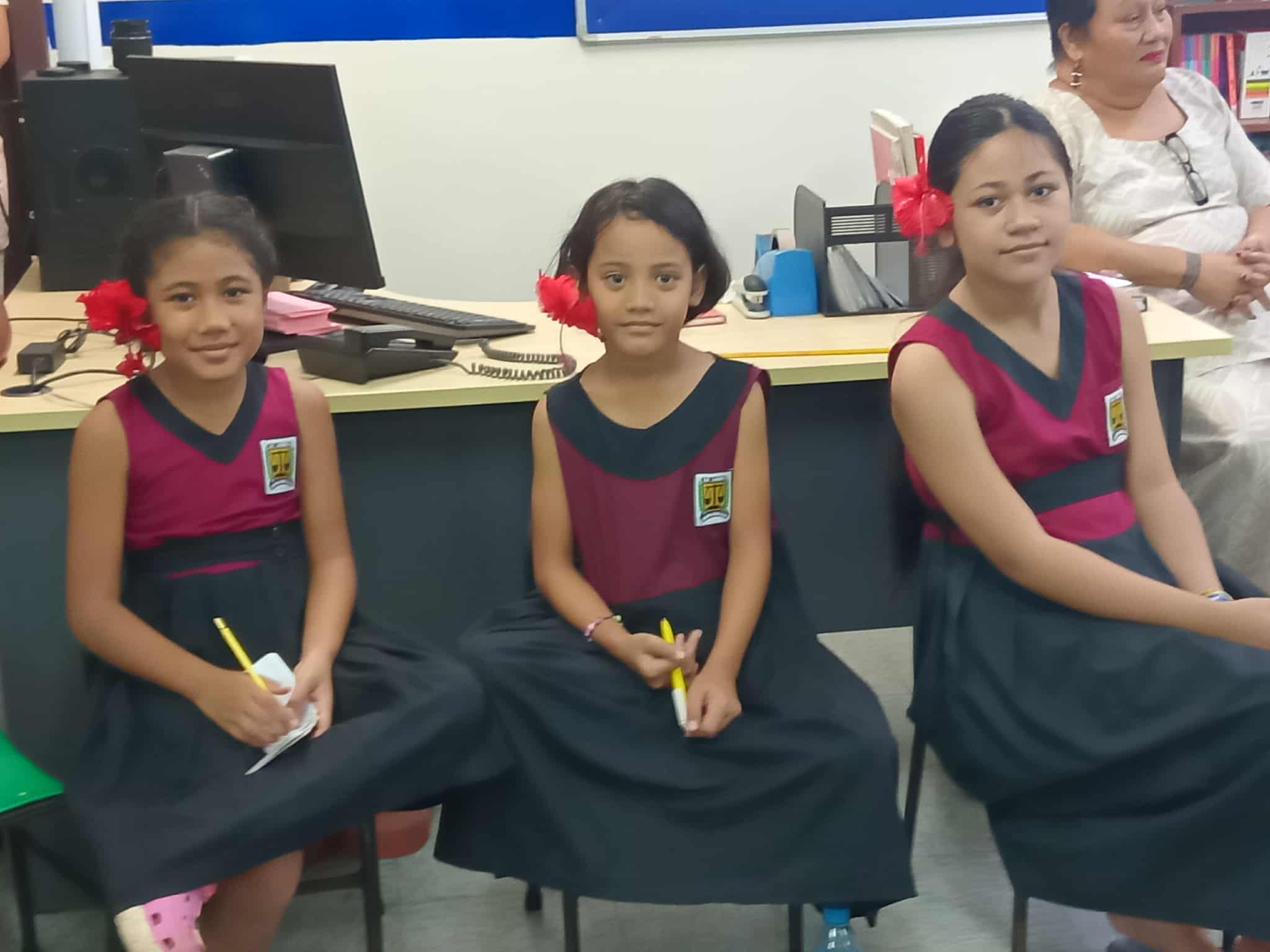 Amosa o Savavau students at opening of American Corner at Nelson Memorial library