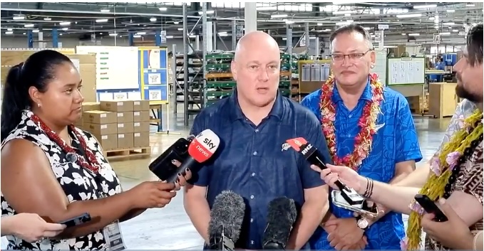 NZ PM Tuisinavemaulumotootua Christopher Luxon