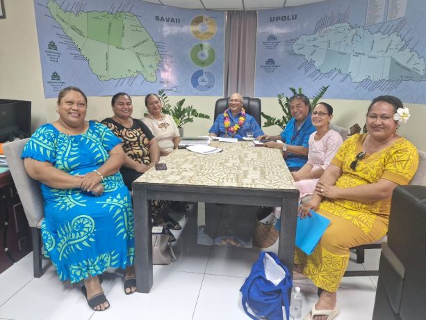 Loto Taumafai management with Minister of Education and Culture, Hon. Aiono Dr Alec Ekeroma