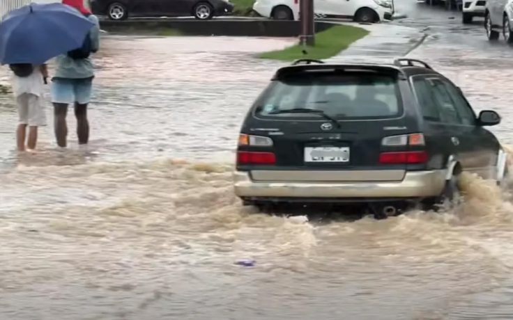 Videos shared by the Fiji Meteorological Service - sent by the public - showing real-time weather updates of the impacts of Vaianu show rain and strong winds affecting different parts of the country.