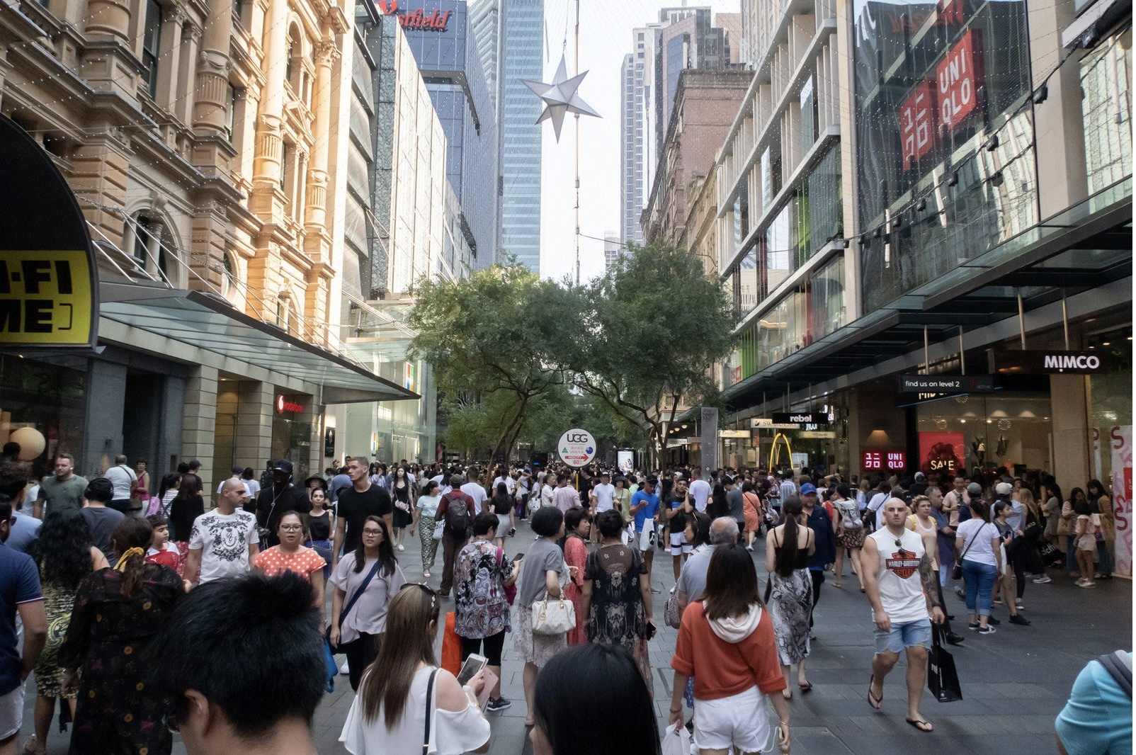 There will be 35,000 more migrants in Australia this financial year than previously expected, driven by fewer foreigners on temporary visas leaving, according to the budget papers.